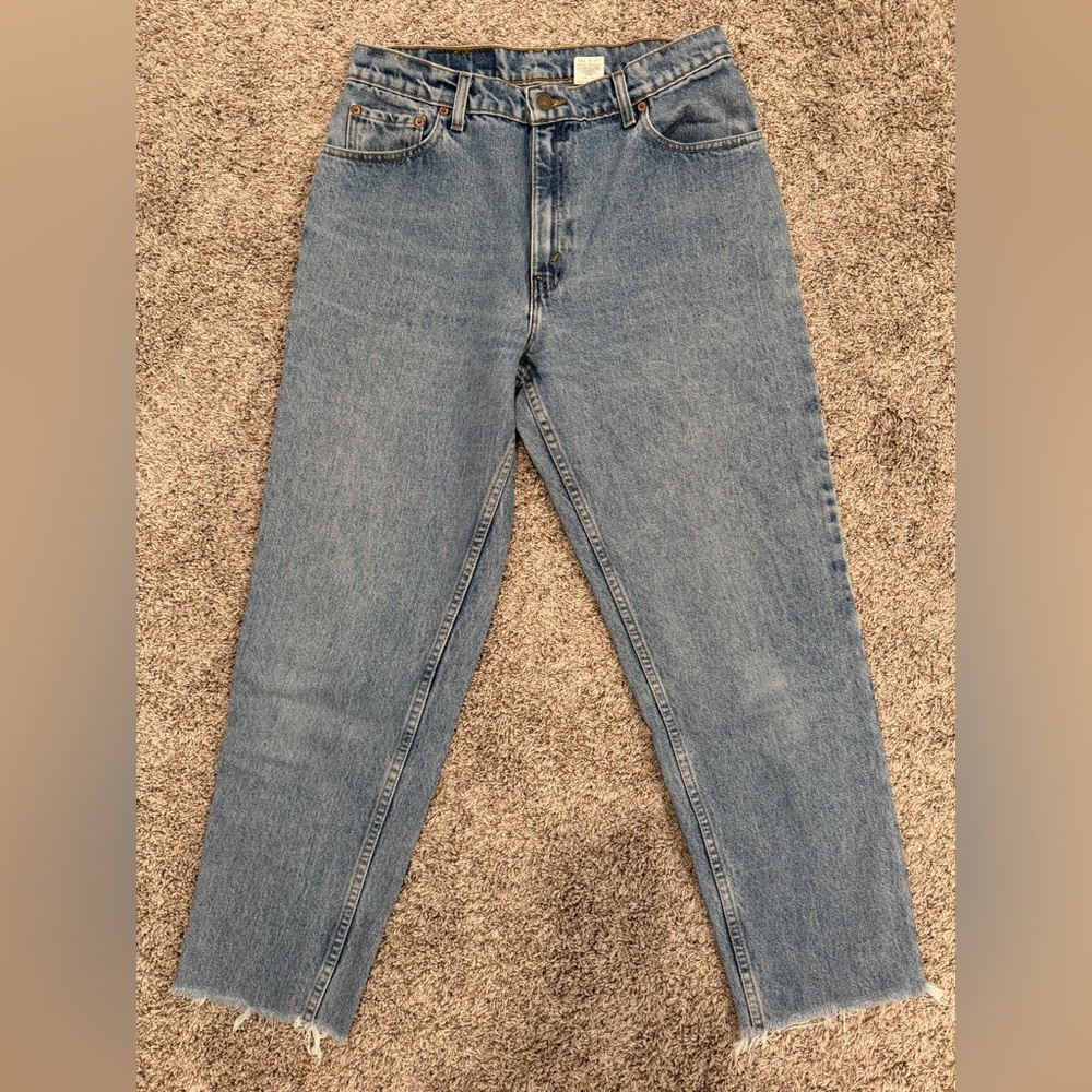 Vintage Levi’s 550 Straight Tapered Jeans Raw Hem 100% Cotton Rigid Denim